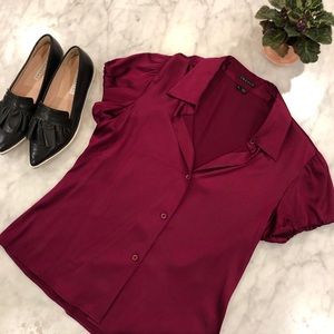 Classic Theory Button Up